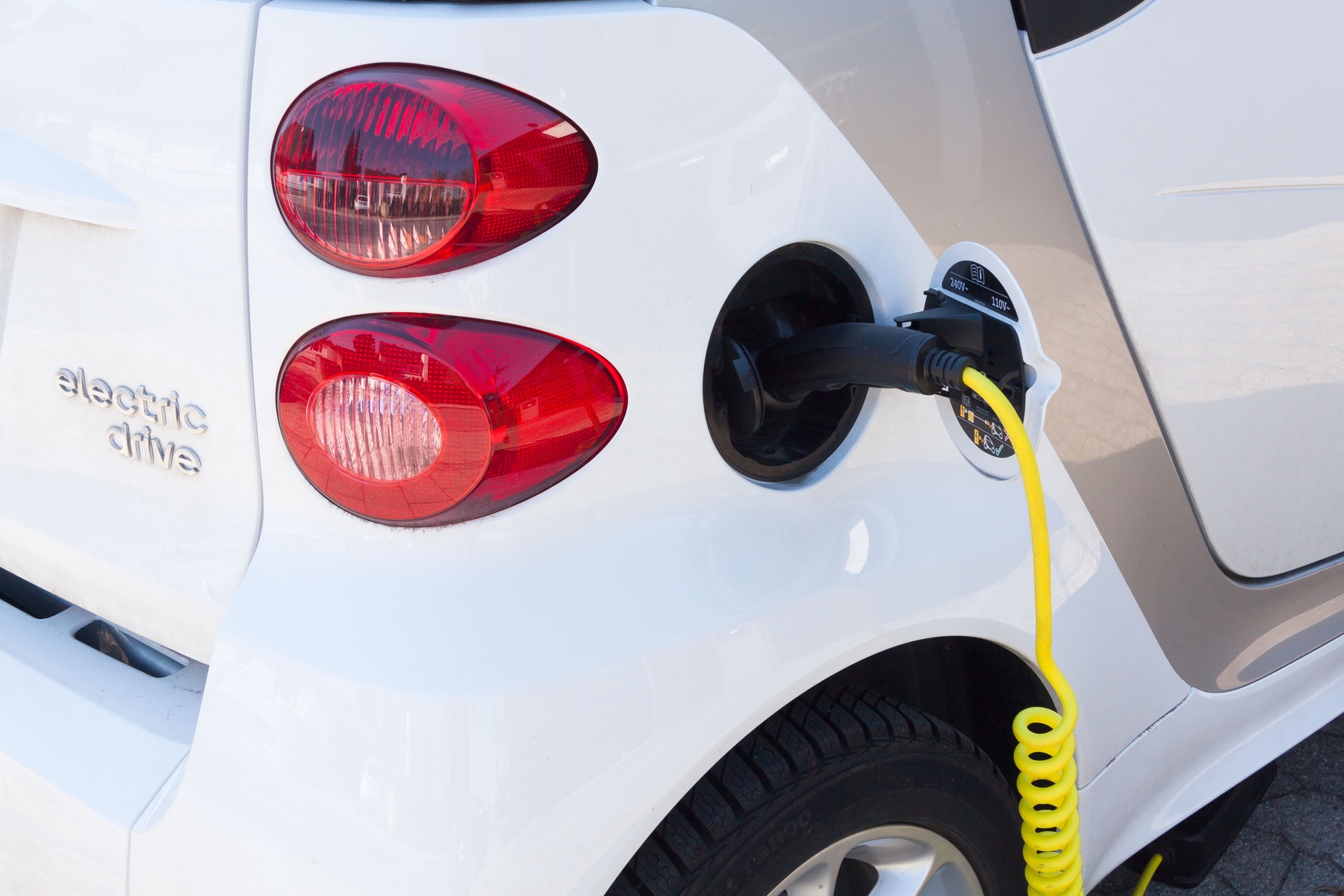 Fuel Retailers, Utilities and EV Pure Plays Compete to Charge your Car
