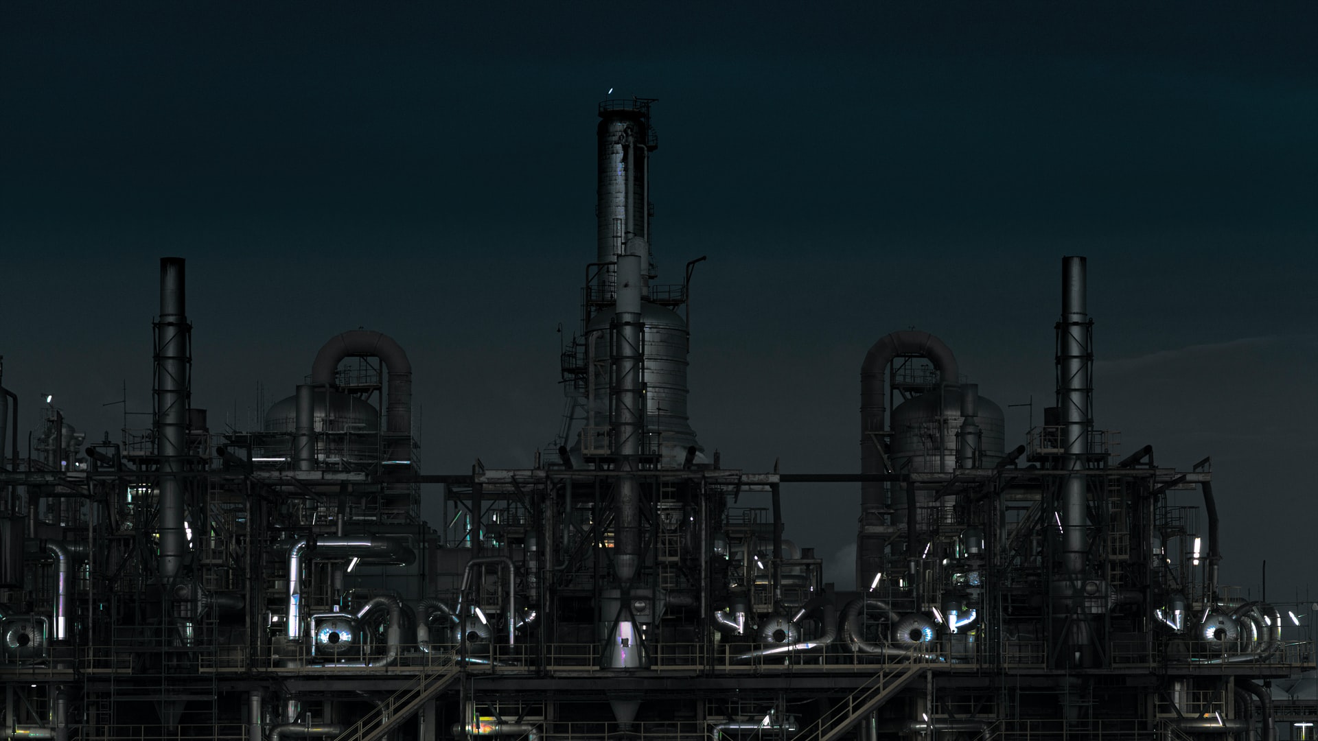 Expect Oil Refiners to Lag When Energy Market Rebounds