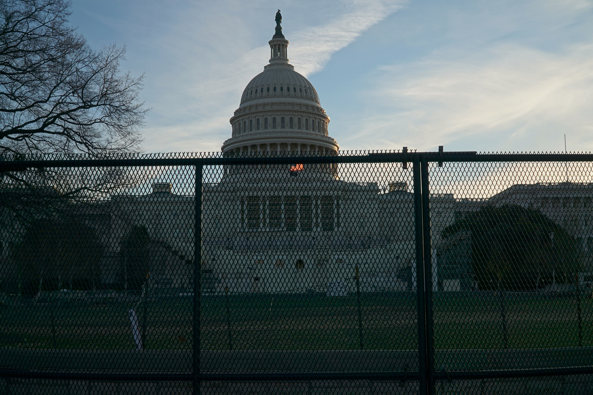Potential Government Shutdown May Risk Further Deterioration of US Creditworthiness