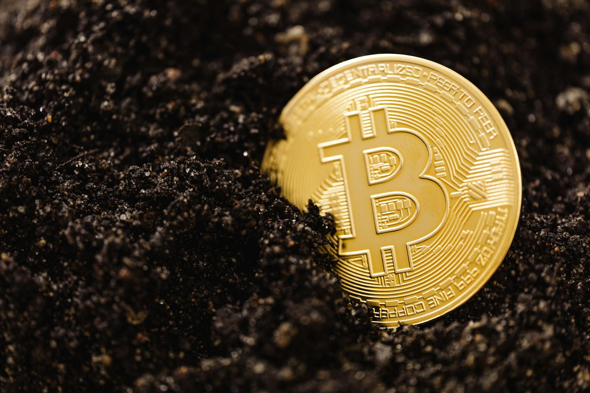 Bitcoin Hash Rate Holds Strong in Wake of Halving, Suggesting Miner Margins May Remain Intact
